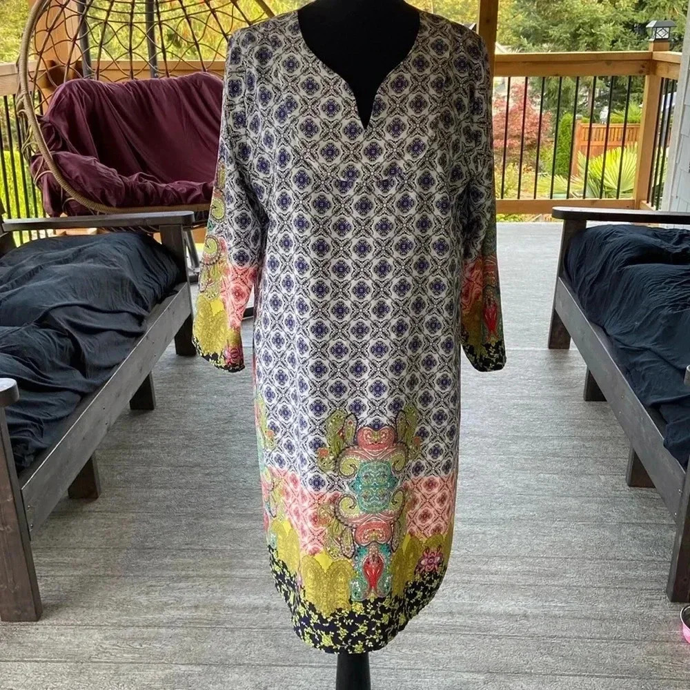 Random  | 3/4 Sleeve Dress